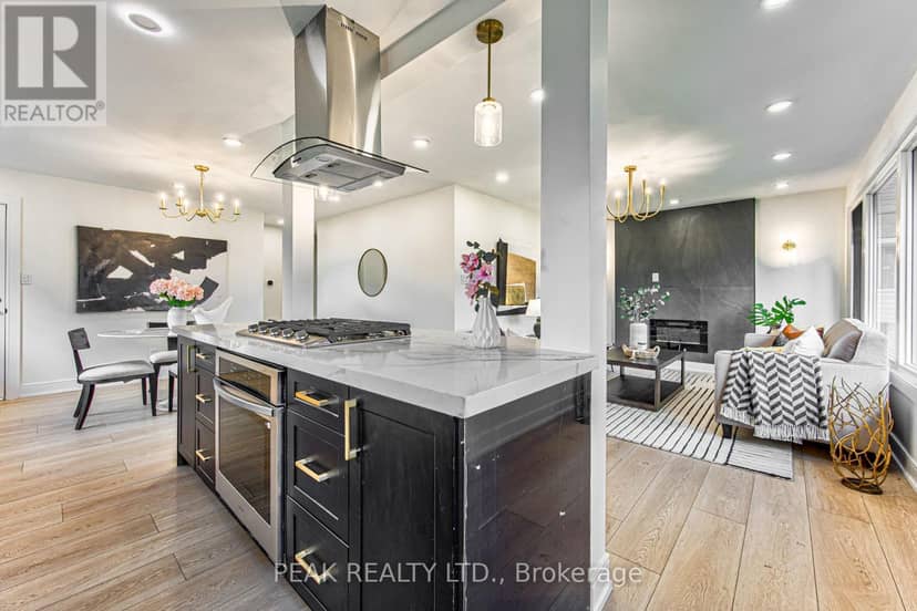 7385 North Dorset Place — photo 6 of 40