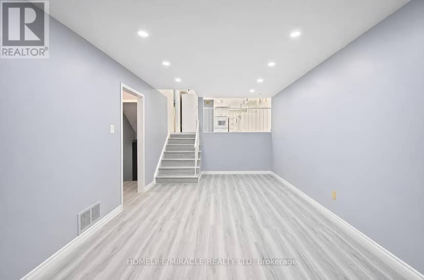 177 Westmore Drive S — photo 22 of 40