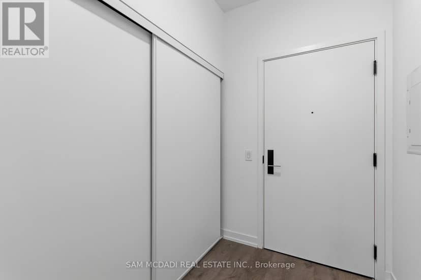 PH01 - 270 Dufferin Street — photo 13 of 13