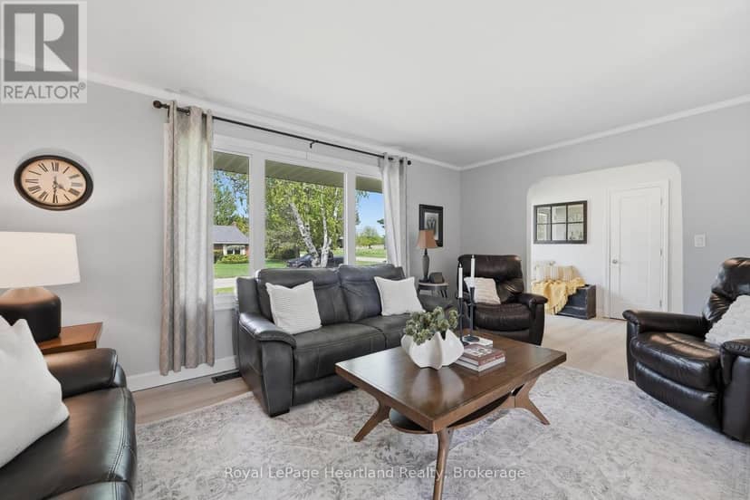36589 Dunlop Drive — photo 6 of 40