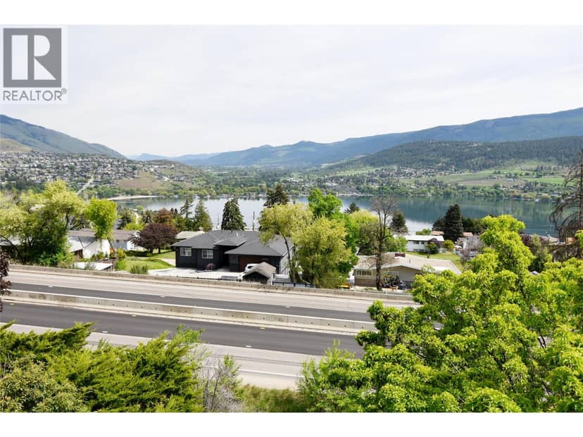 8700 Clerke Road Unit# 3, Coldstream