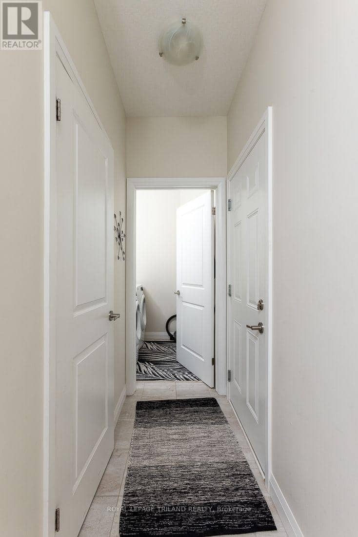 106 - 2040 Shore Road — photo 12 of 29