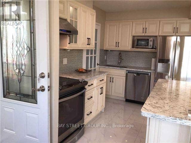 1210 - 5 Parkway Forest Drive, Toronto, photo 4