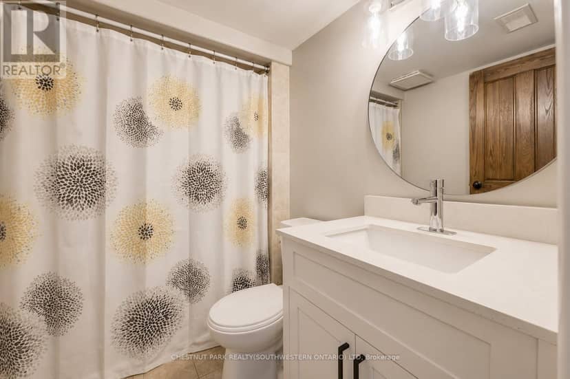 35 Schweitzer Street — photo 35 of 40
