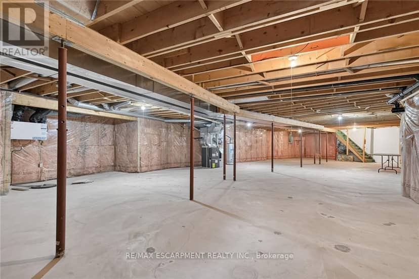7011 Dickenson Road E — photo 33 of 40