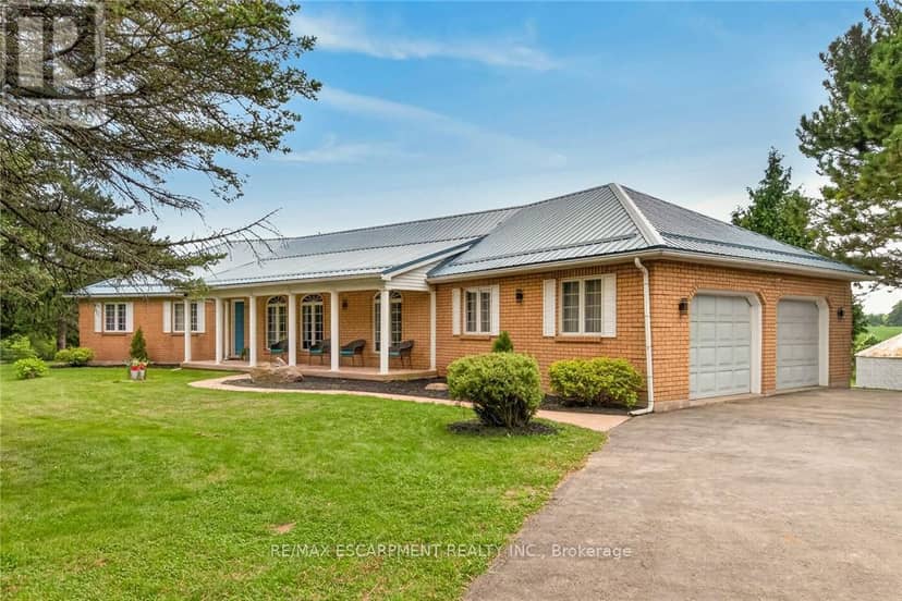 7011 Dickenson Road E — photo 4 of 40