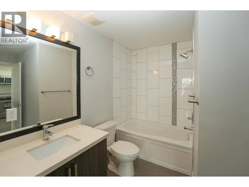 403 2408 E BROADWAY, Vancouver, photo 6