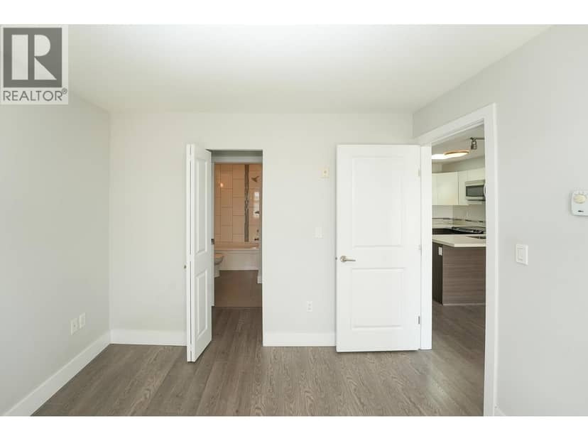 403 2408 E BROADWAY, Vancouver, photo 7