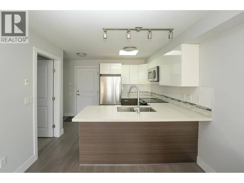 403 2408 E BROADWAY, Vancouver, photo 4