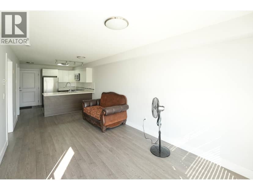 403 2408 E BROADWAY, Vancouver, photo 5