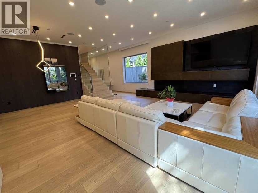 1076 PARK DRIVE, Vancouver, photo 3
