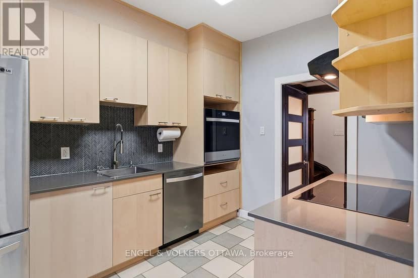 475 Kent Street — photo 16 of 38