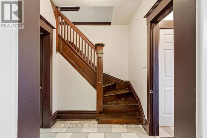 475 Kent Street — photo 24 of 38
