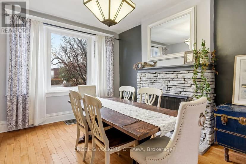 475 Kent Street — photo 5 of 38