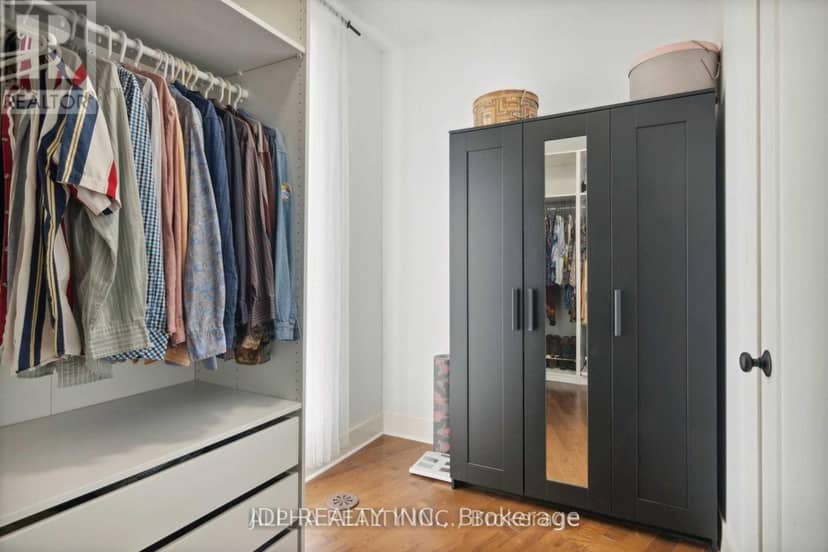 1436 Haig Boulevard — photo 26 of 38