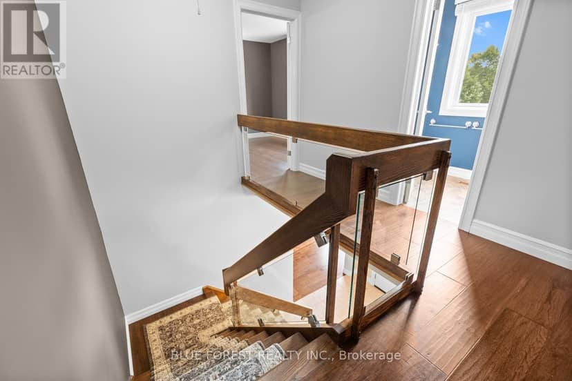 935 Country Club Place — photo 23 of 40