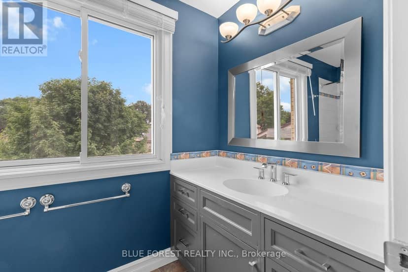 935 Country Club Place — photo 38 of 40