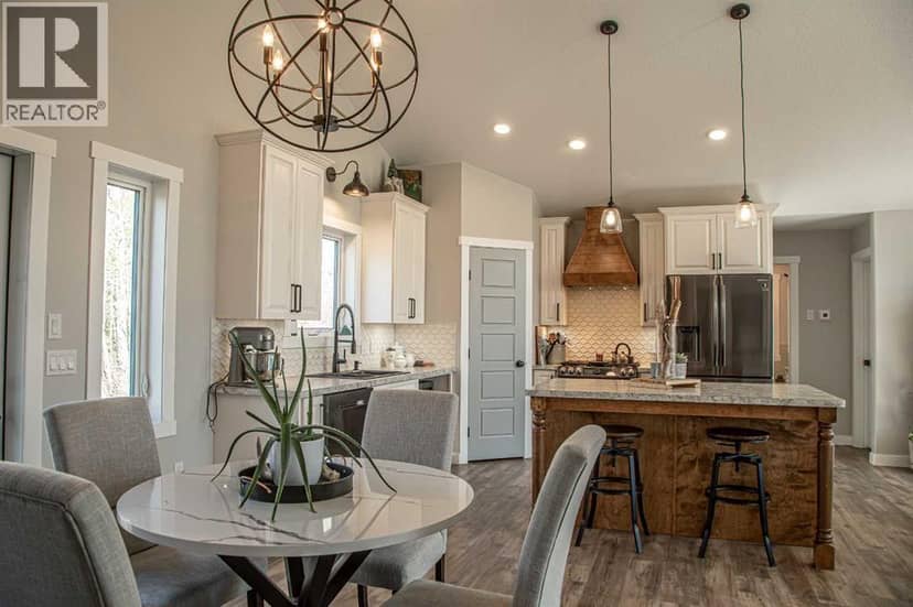 19125 Township Road 1104 — photo 11 of 40