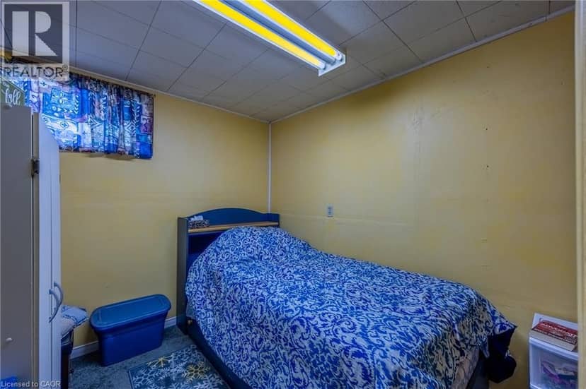 446 EAST Street — photo 20 of 40