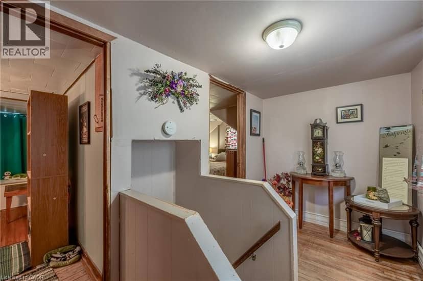 446 EAST Street — photo 12 of 40