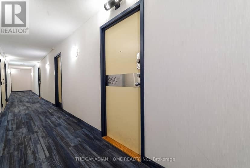 214 - 2466 Eglinton Avenue E — photo 1 of 18