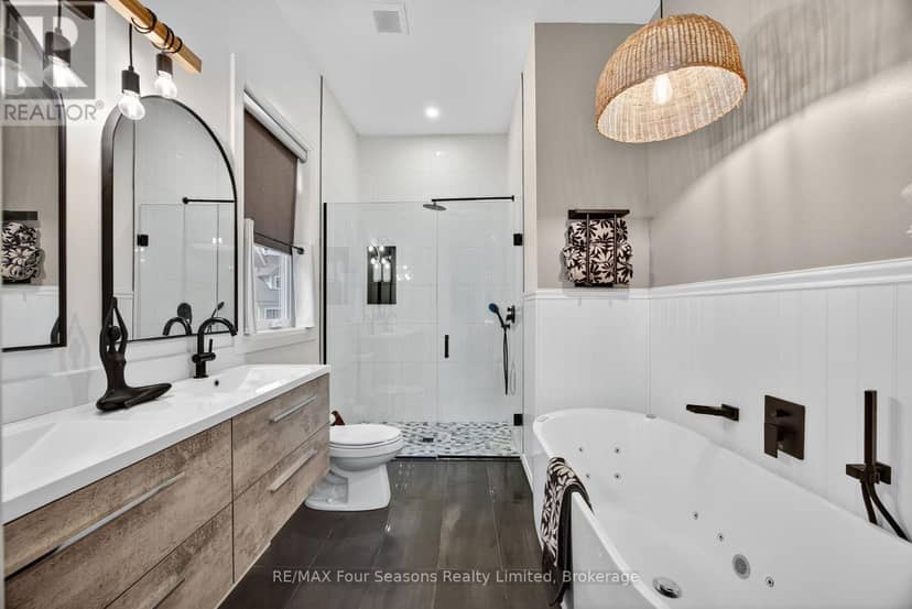 112 Schooners Lane — photo 16 of 40