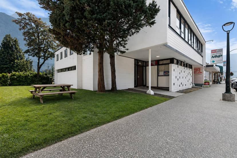 360 WALLACE STREET, Hope, Hope, photo 4
