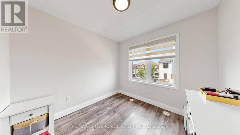 68 - 6020 Derry Road — photo 30 of 38