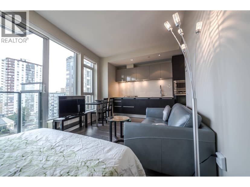 904 1221 BIDWELL STREET, Vancouver, photo 5
