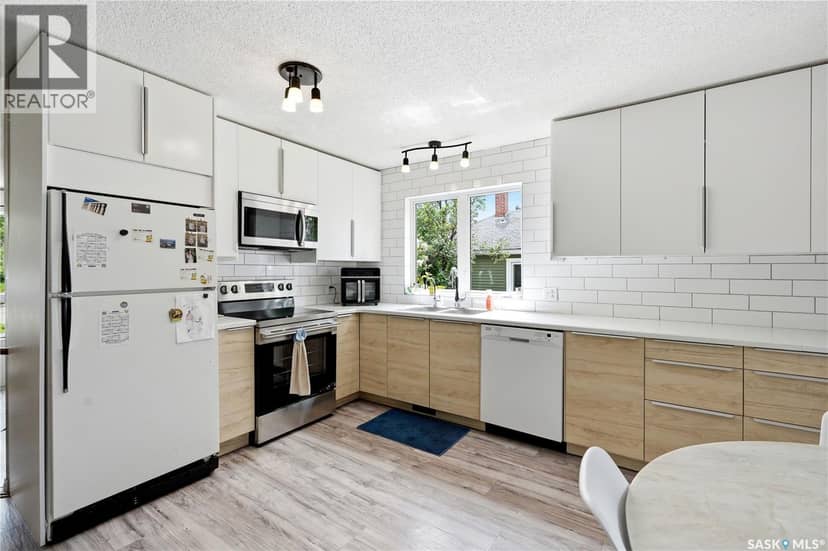 312 Ash STREET — photo 12 of 40
