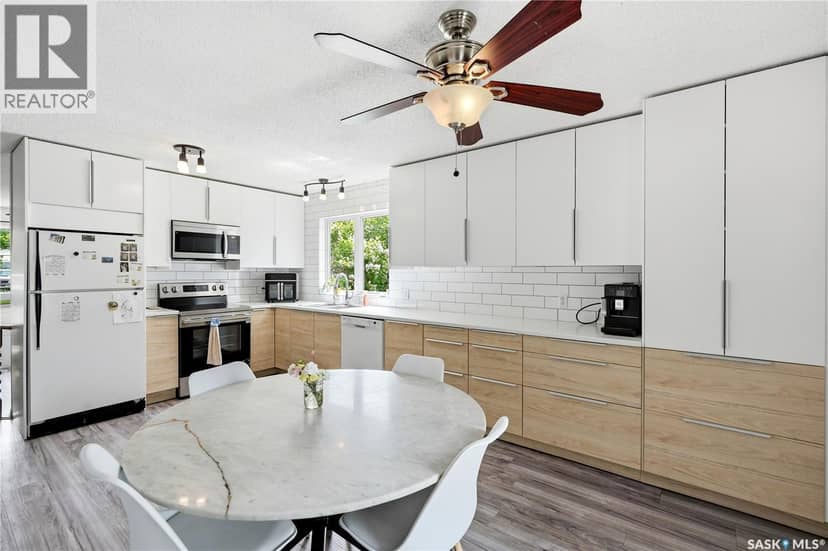 312 Ash STREET — photo 14 of 40