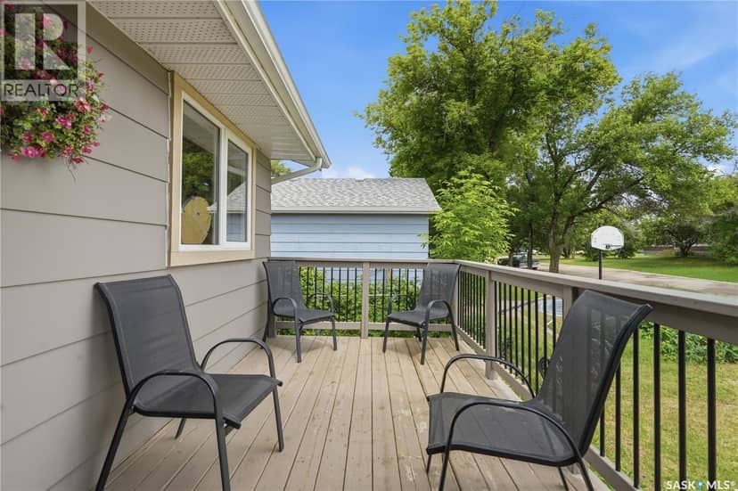 312 Ash STREET, Outlook, photo 3