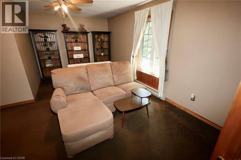 22 JANE Street — photo 15 of 40