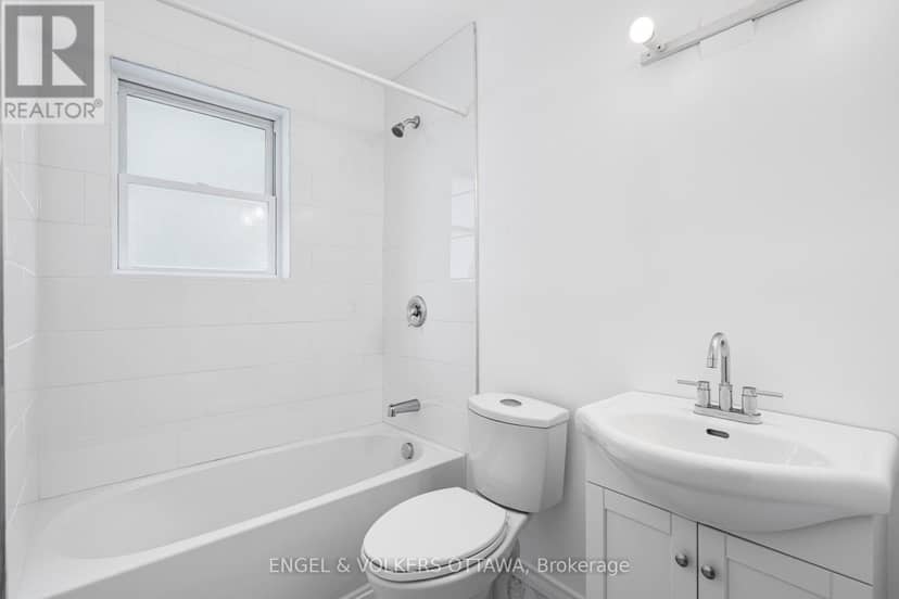 871 Notre Dame Street — photo 31 of 40