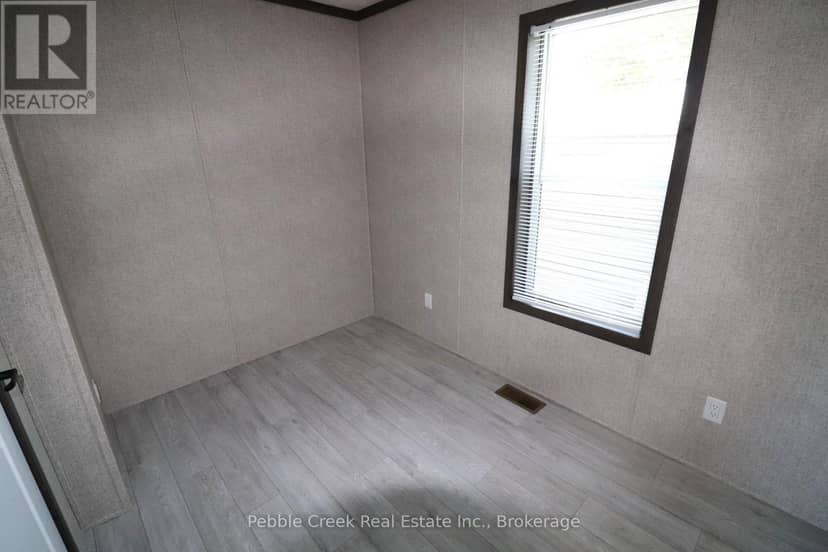 17 Sutton Drive — photo 11 of 21