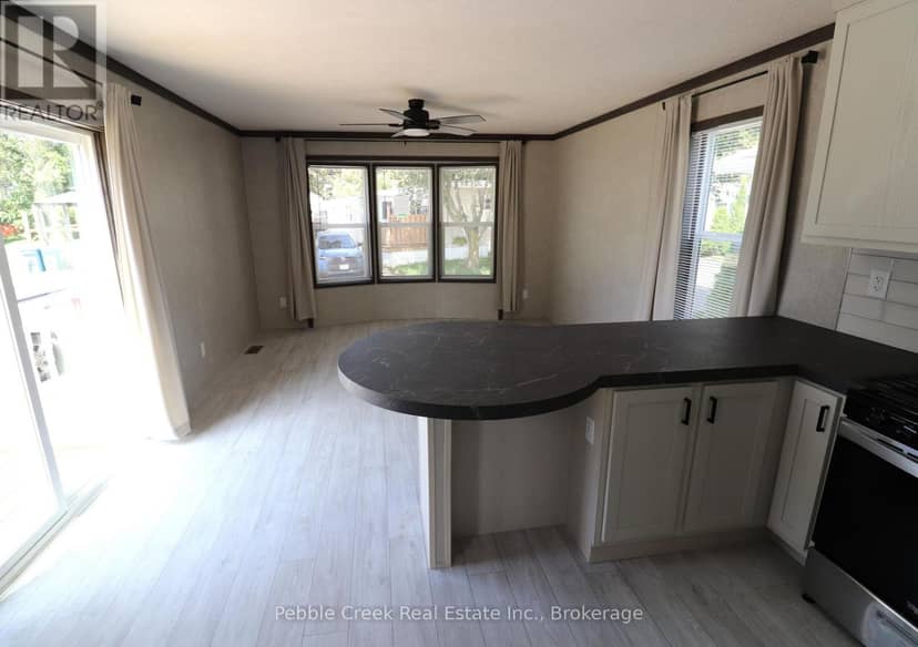 17 Sutton Drive — photo 9 of 21
