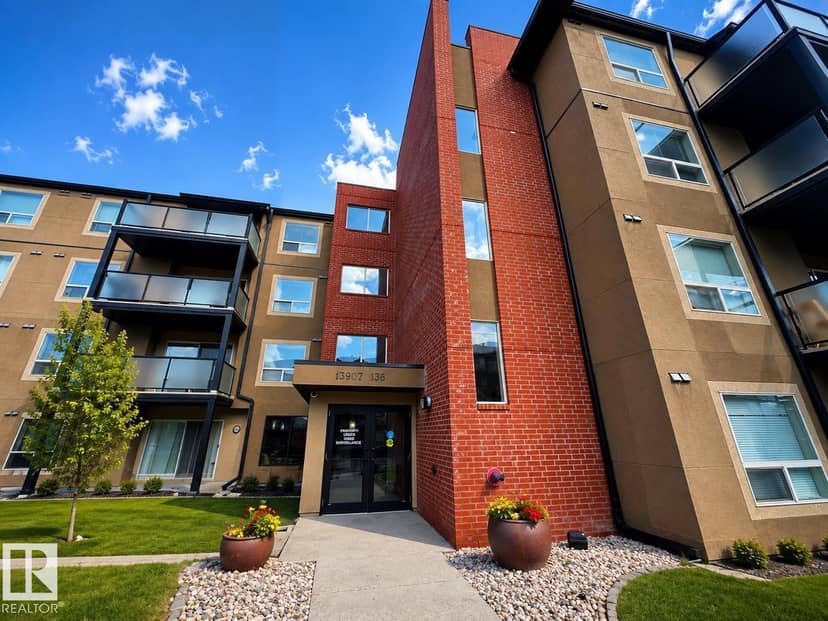 #301 13907 136 ST NW, Edmonton, photo 2