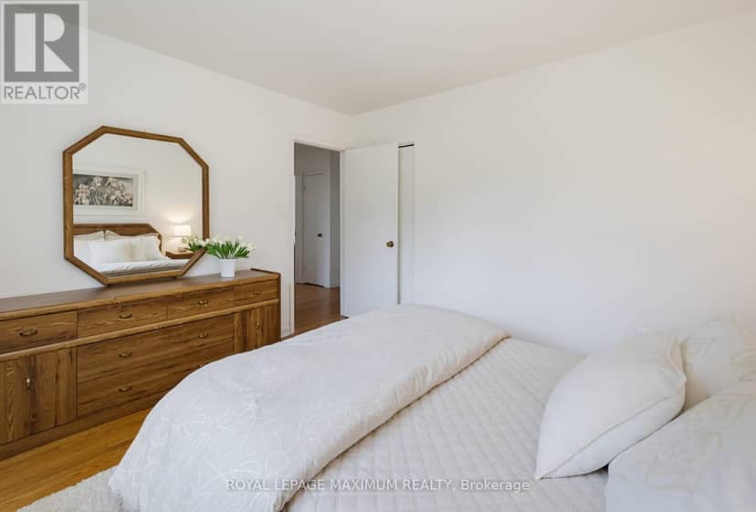 41 Strathavon Drive — photo 17 of 37