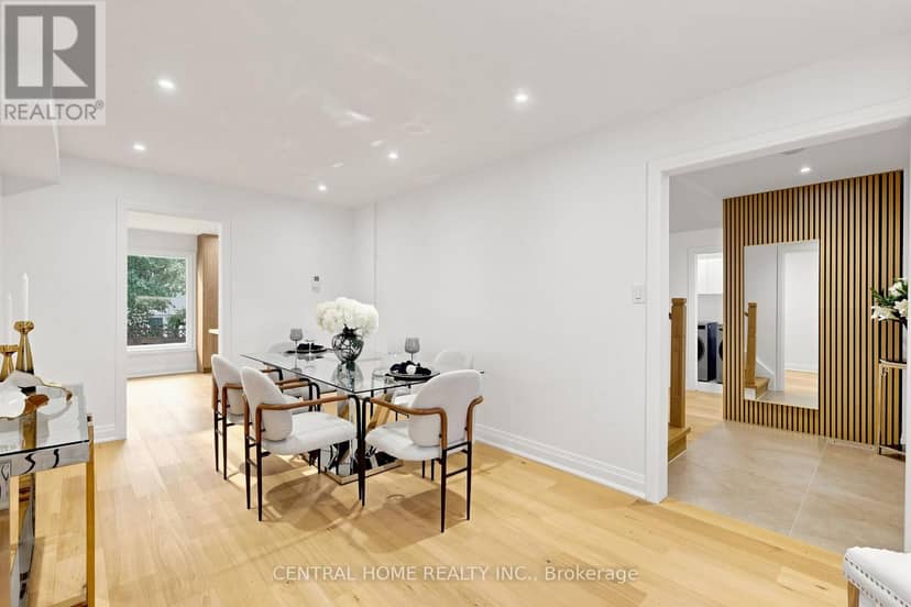 15 Closs Square — photo 14 of 40