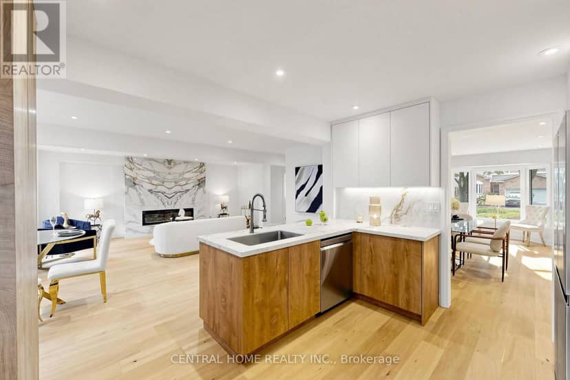 15 Closs Square — photo 17 of 40