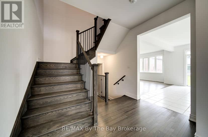 19 Amber Drive — photo 12 of 35