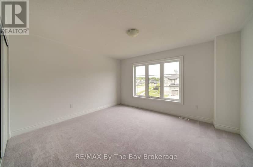 19 Amber Drive — photo 26 of 35