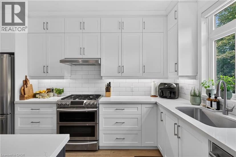 206 CANADA Street — photo 18 of 40