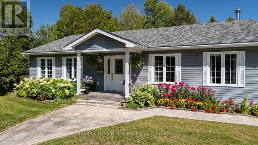 358 Huron Road — photo 2 of 40