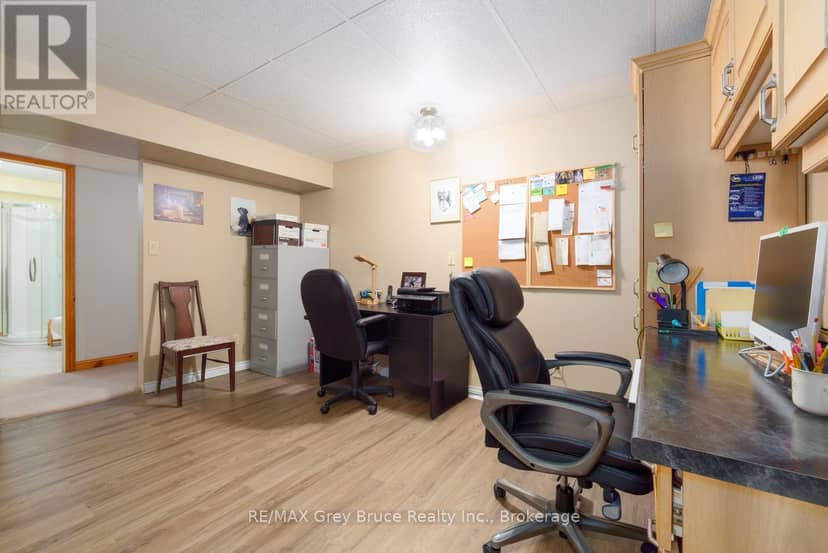 358 Huron Road — photo 24 of 40