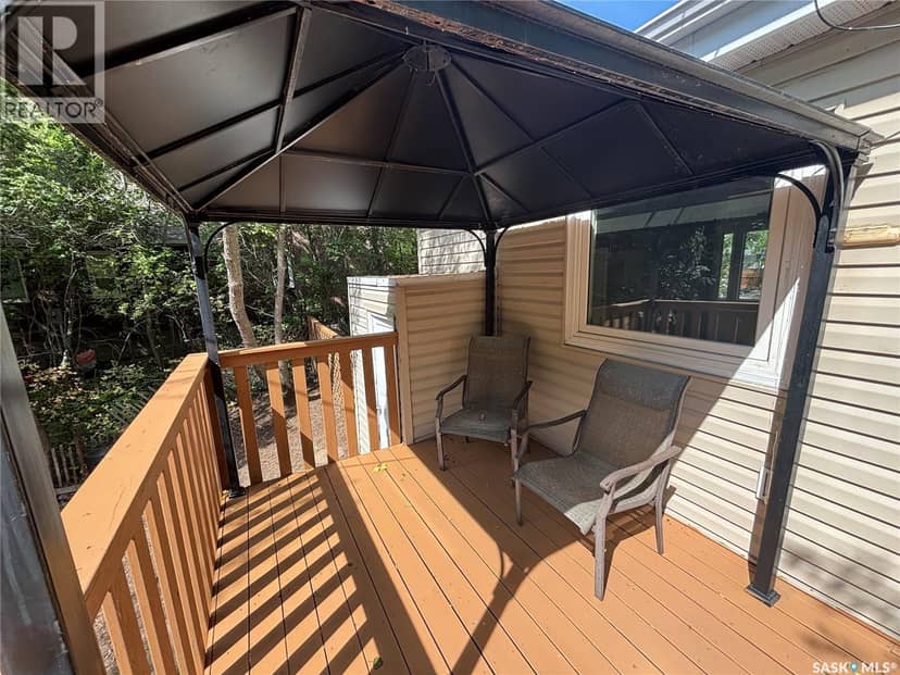 1225 Grand Avenue — photo 9 of 24