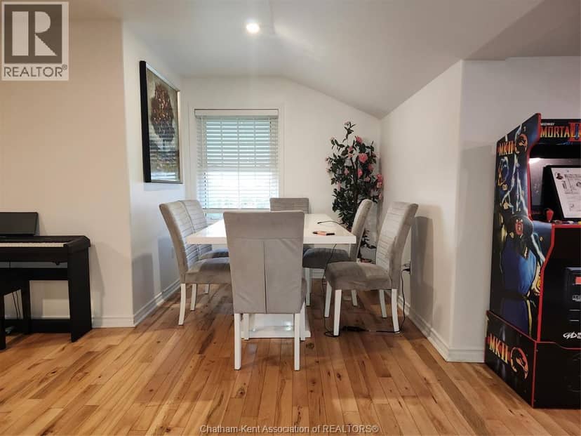 29395 Zone 4 Road, Thamesville, photo 3