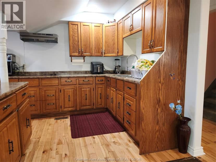 29395 Zone 4 Road, Thamesville, photo 2