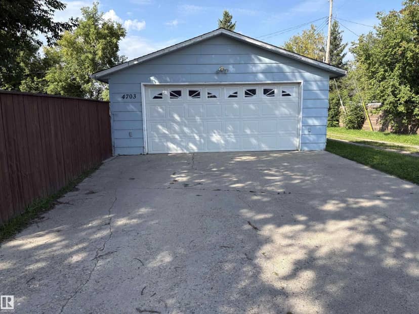 4703 59 ST, Cold Lake, photo 3