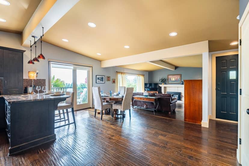 8117 WILTSHIRE BOULEVARD, Delta, photo 8